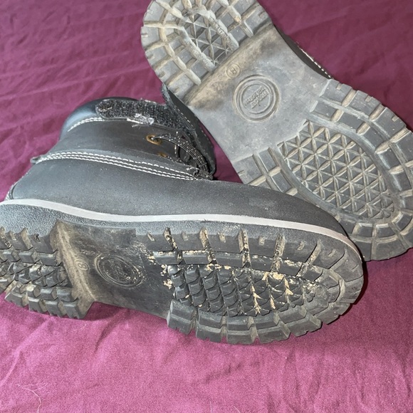 Wonder nation black toddler boots gently used size 8 - Picture 5 of 6